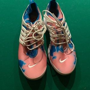 Women’s Brand New Nikes size 11